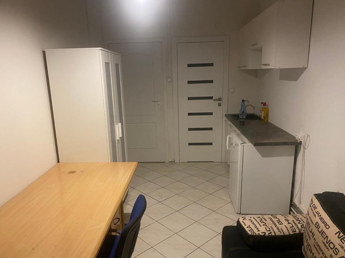 Falata Apartament Kobylka Bagian luar foto